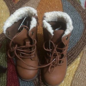 Toddler bebe boots size 7